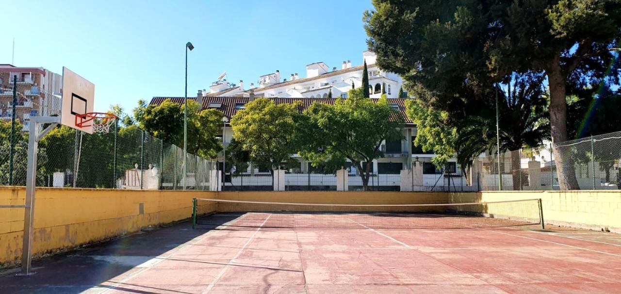 One Palm View 2-bdr - A Step From The Ocean! Apartment Benalmadena