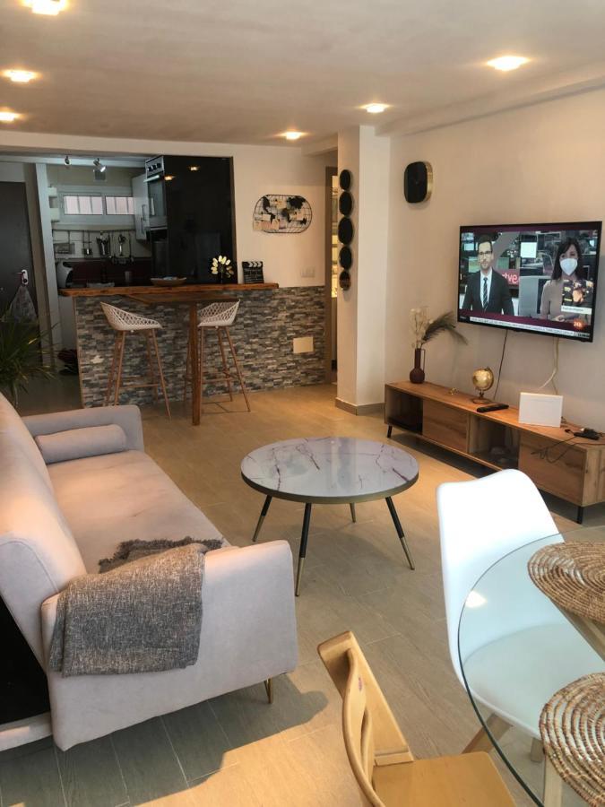 Apartment One Palm View 2-bdr - A Step From The Ocean!